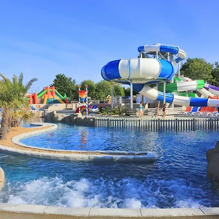 Camping Sunissim Le Trianon By Locatour Camping 5*